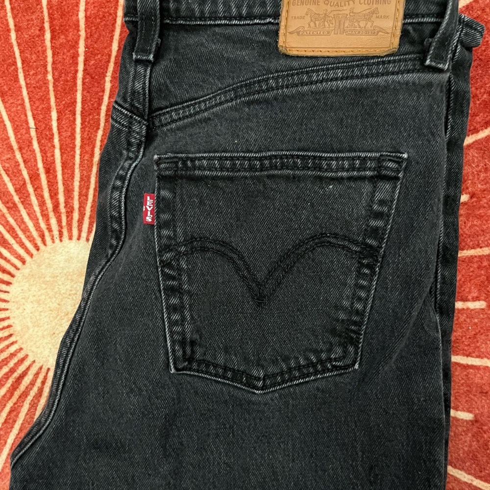 Levi's Vintage Ribcage Boot Size 28 Dark Gray Straight Jeans